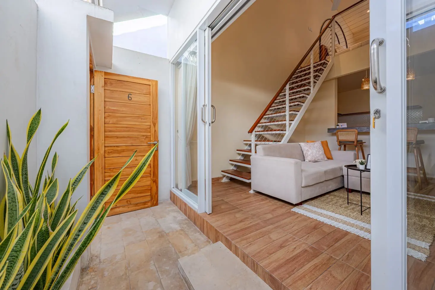BRAND NEW 1-BEDROOM LOFT VILLA - ONLY 7 MINUTES TO LA FAVELA SEMINYAK — image 4