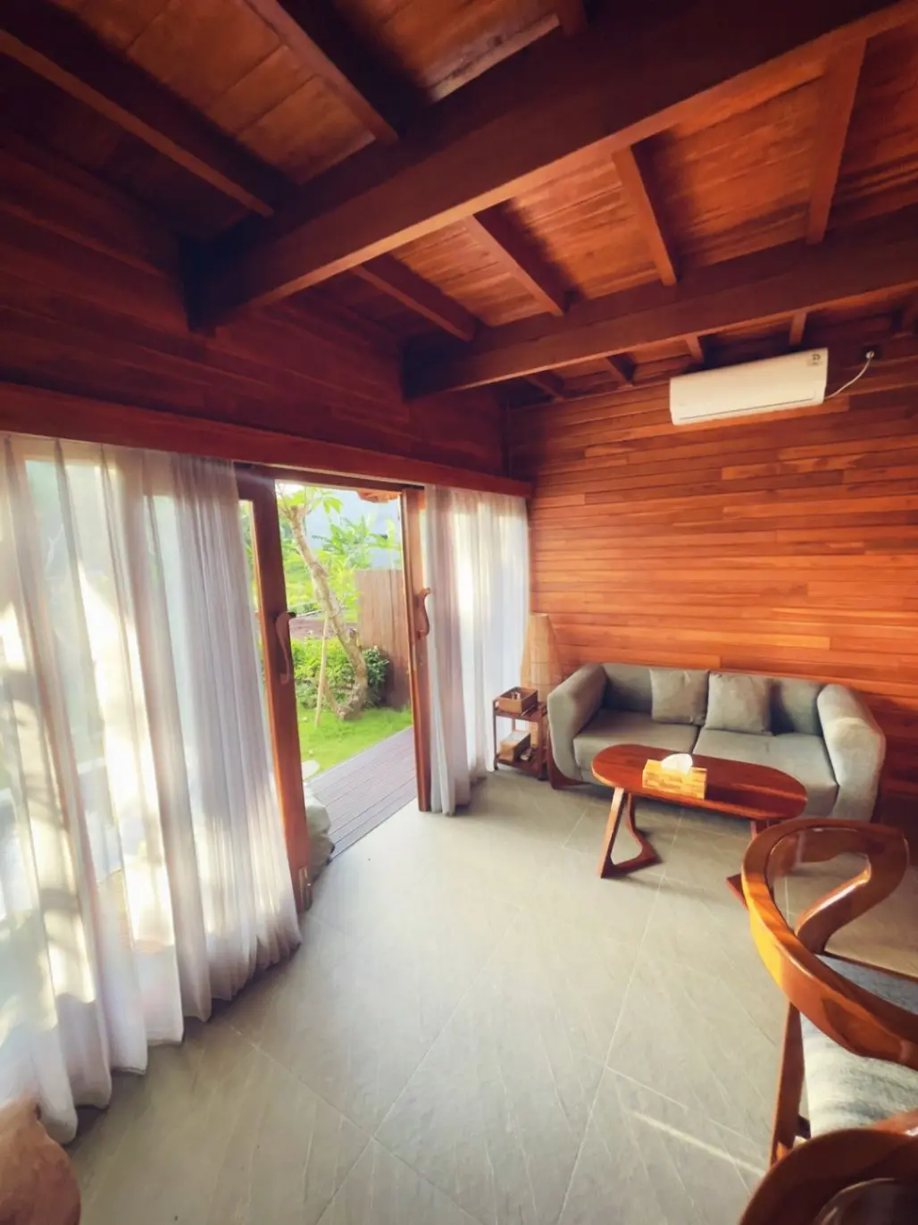 Kemuning Bukit - Private 2 storey wooden bungalow — image 2