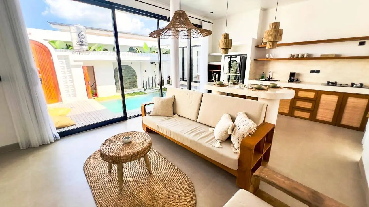 DO 421- Villa modern ricefields view located at cemagi — image 3