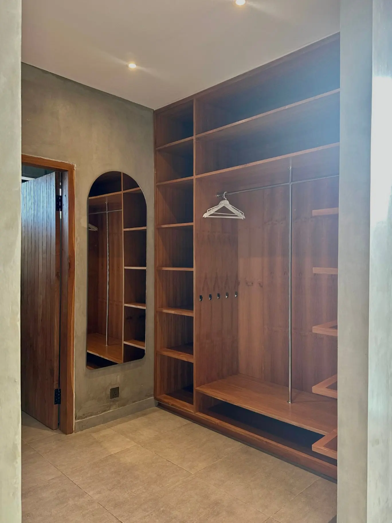 Villa Loft B3 – Luxury 4-Bedroom Villa in Prime Canggu Location!! — image 4