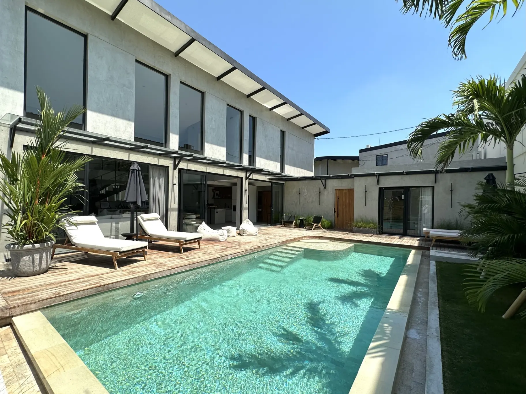 Villa Loft B3 – Luxury 4-Bedroom Villa in Prime Canggu Location!!