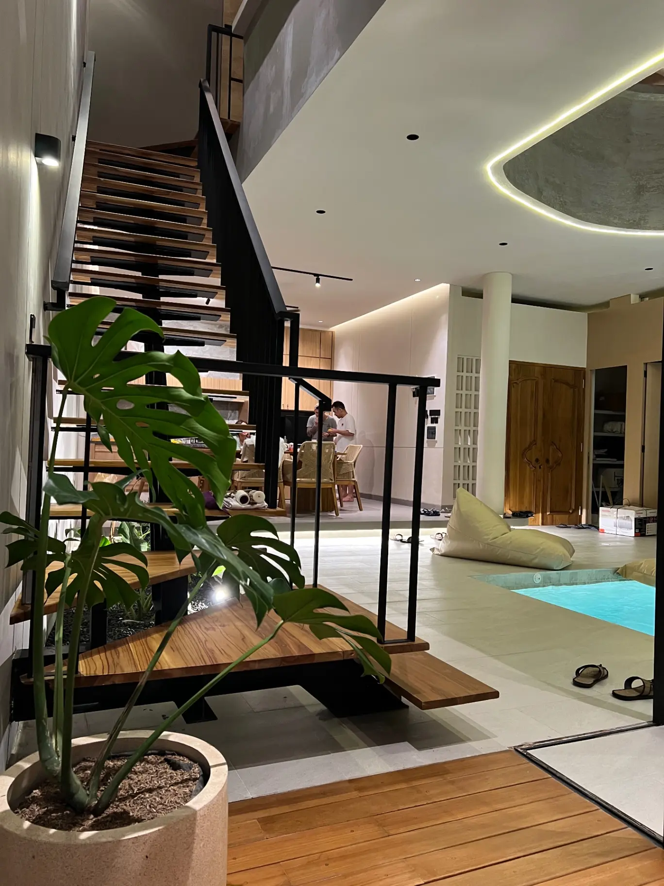 Luxury Brand New Double R Villa in the heart of Canggu — image 4