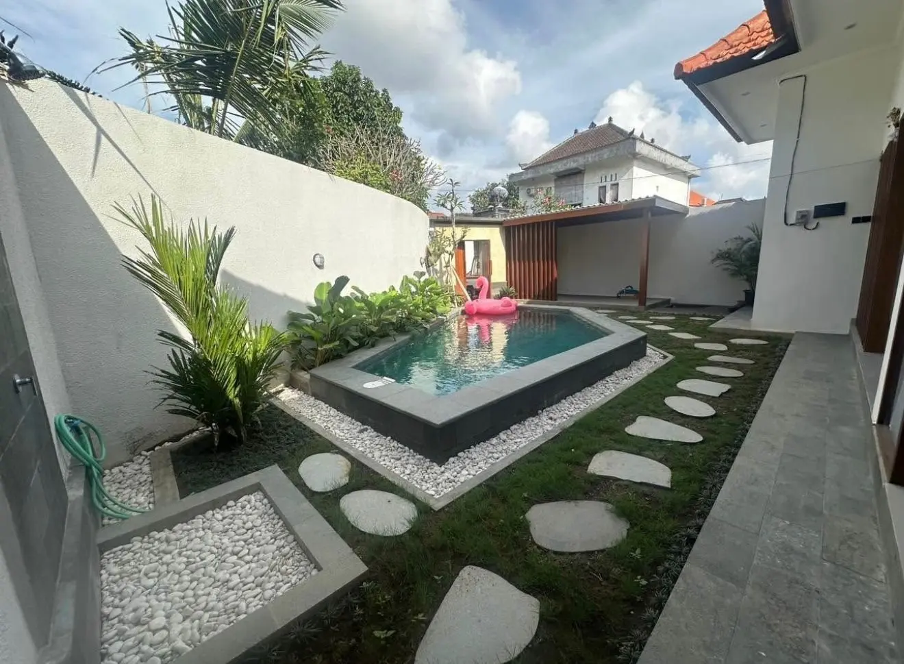 Villa For Rent 2 Bed In Dalung Kuta Utara Bali ST-3429 — image 4