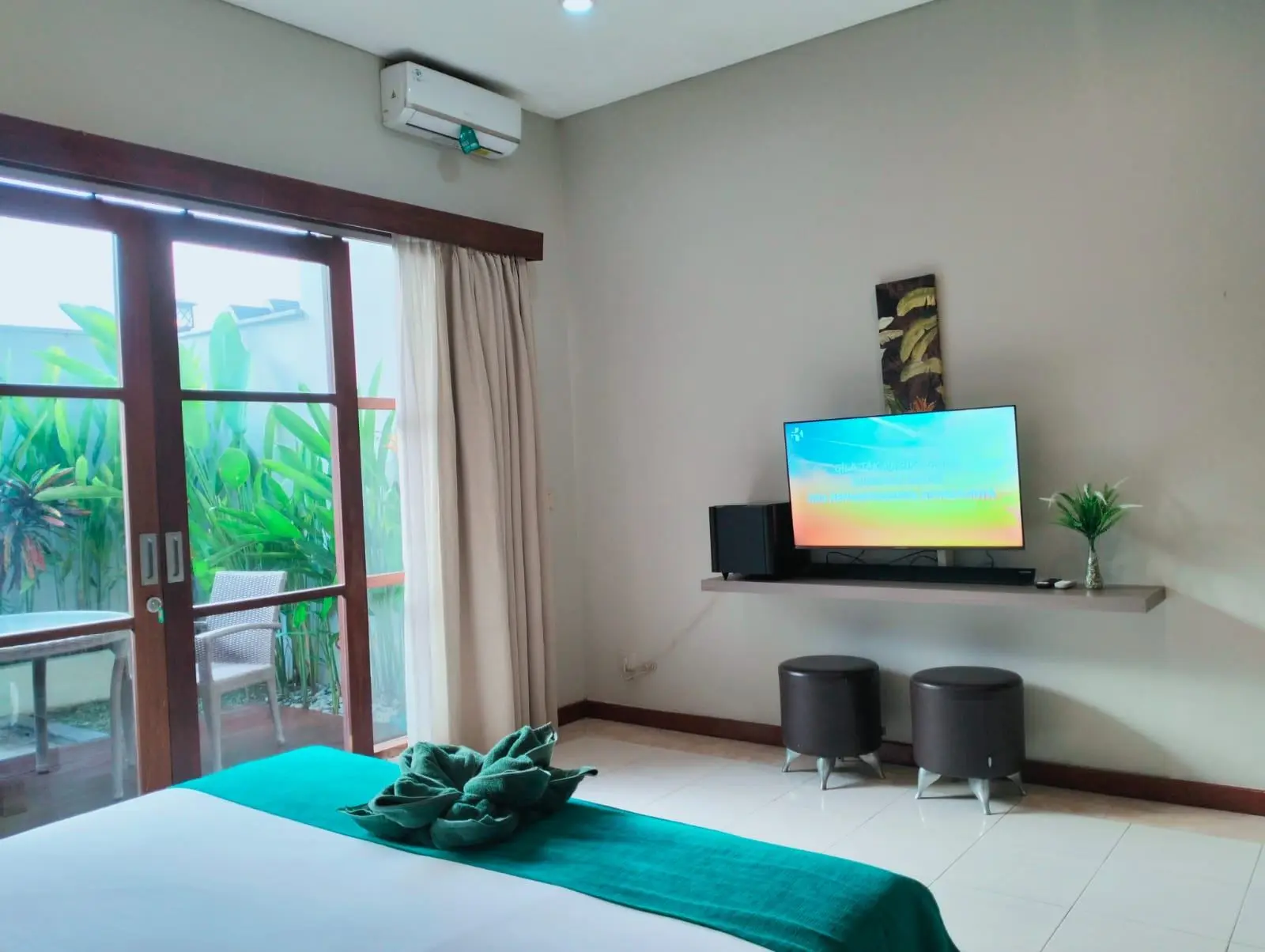 Stunning 2-Bedroom Villa for Rent in Seminyak — image 1