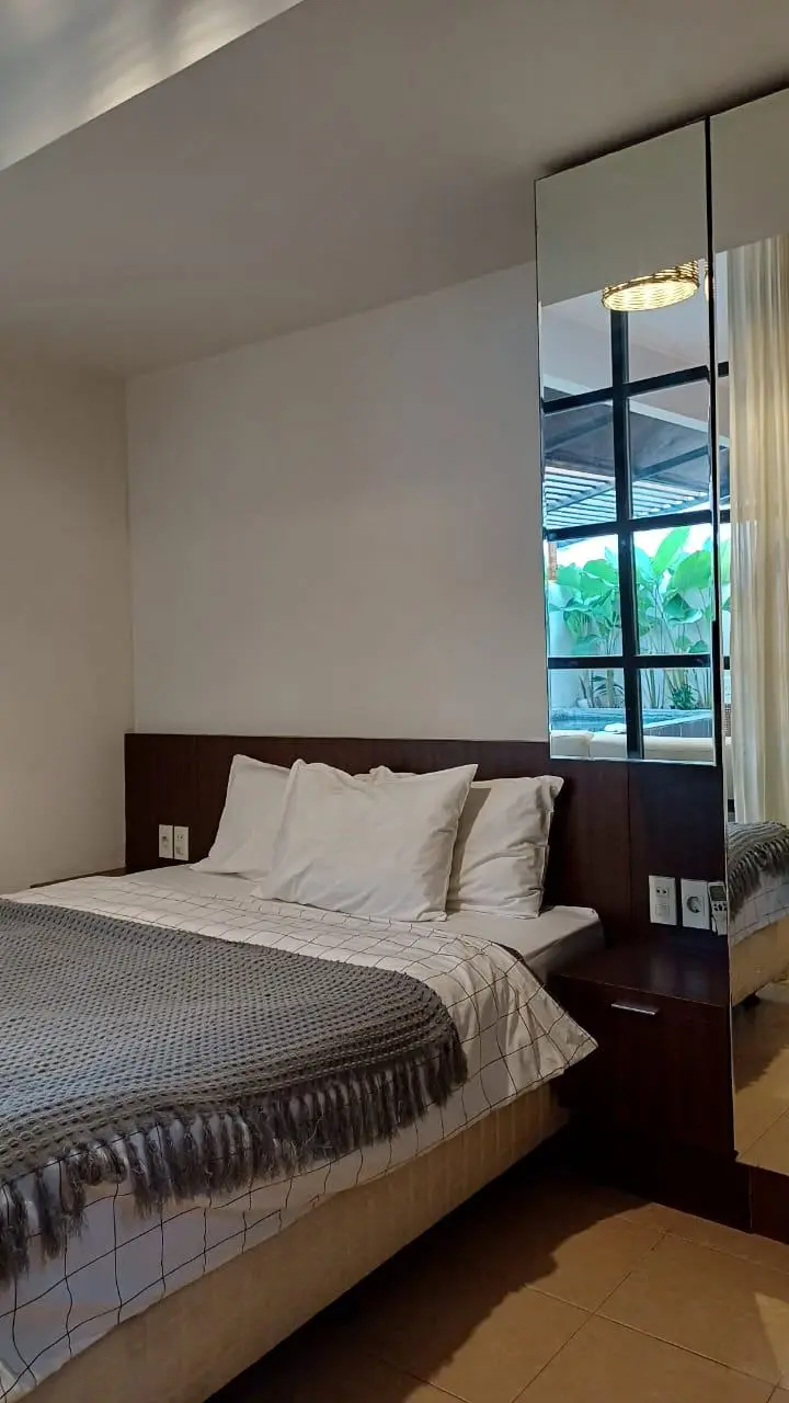 2-BR villa in Seminyak with indoor pool — image 2