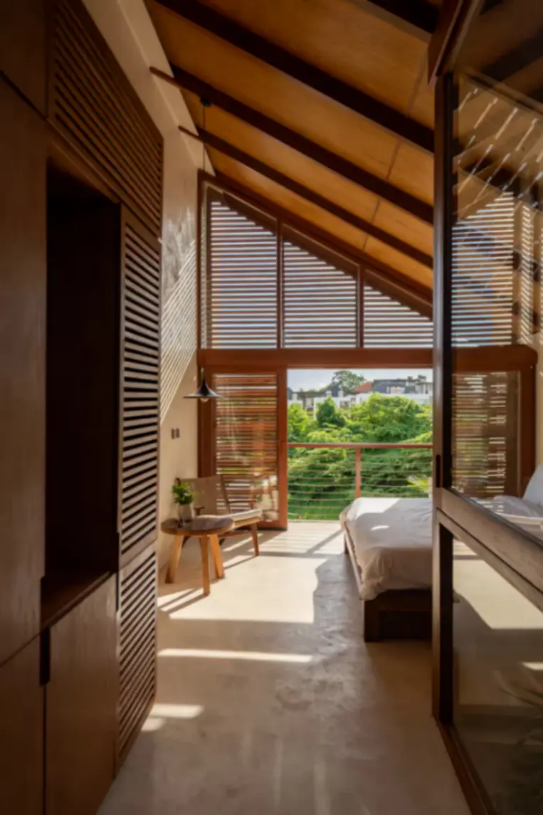 1 Bedroom Tropical Villa with Office In Pererenan — image 1