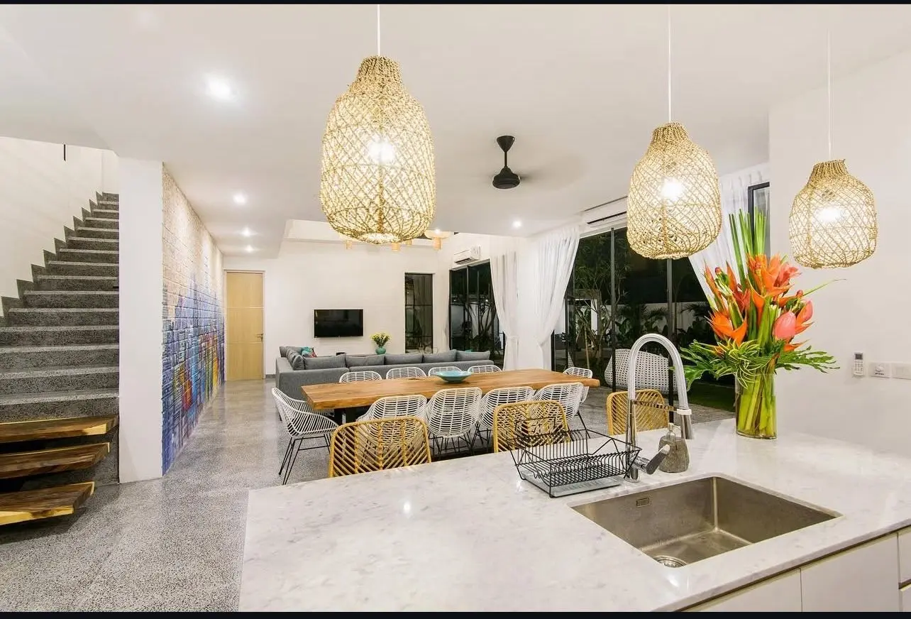 Villa For Rent 4 Bed In Berawa Tibubeneng Bali AK-3440 — image 3