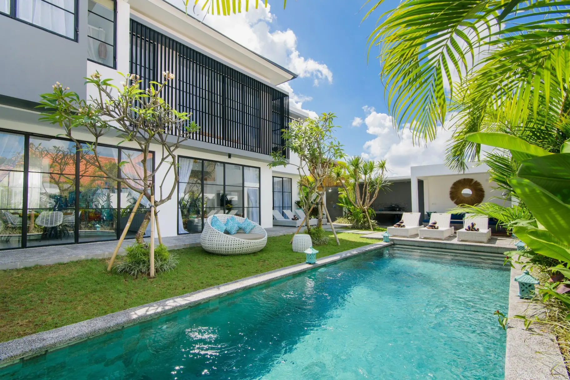 Villa For Rent 4 Bed In Berawa Tibubeneng Bali AK-3440