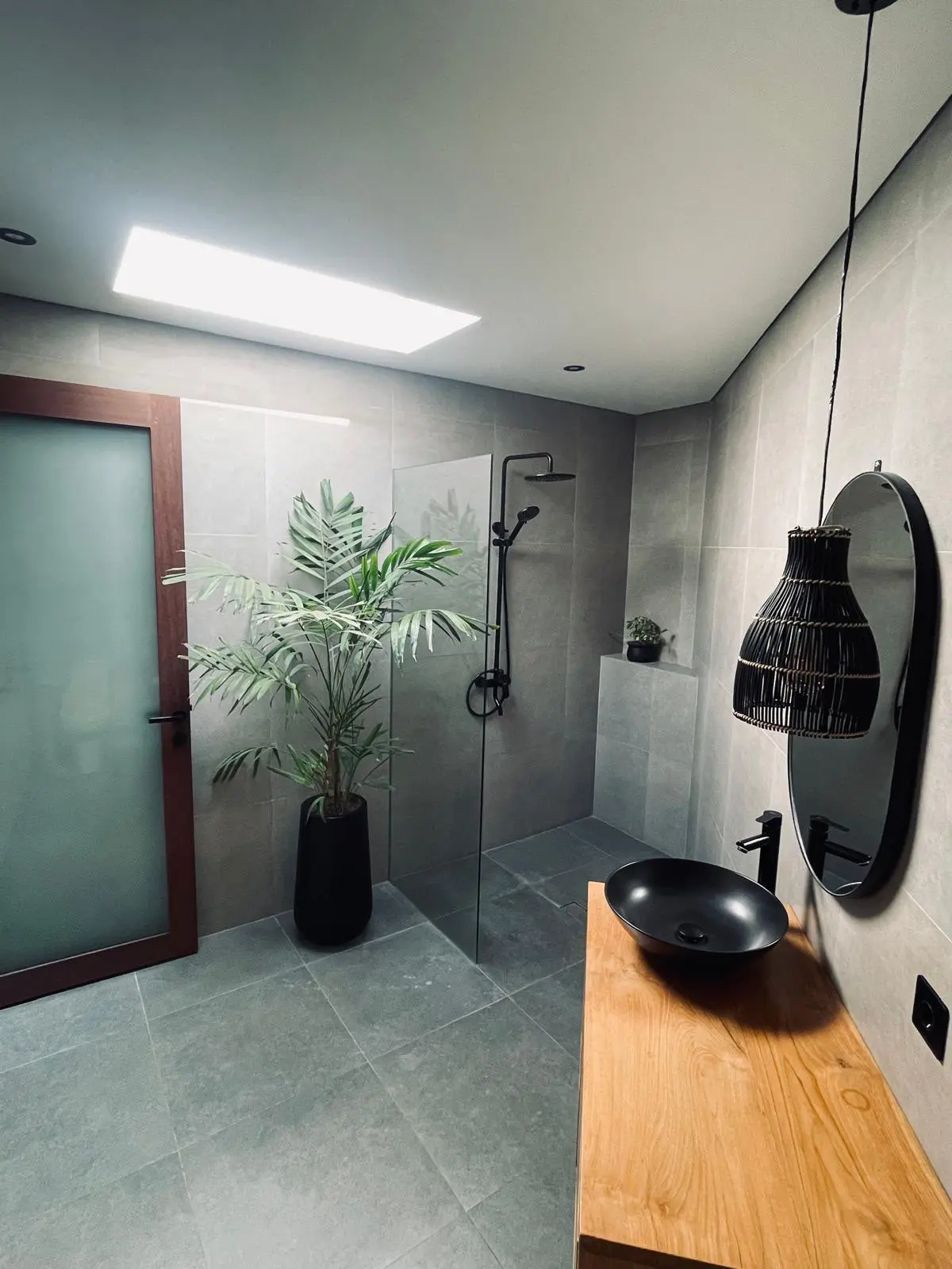 Little lotus 2 bedrooms villa in bumbak — image 3