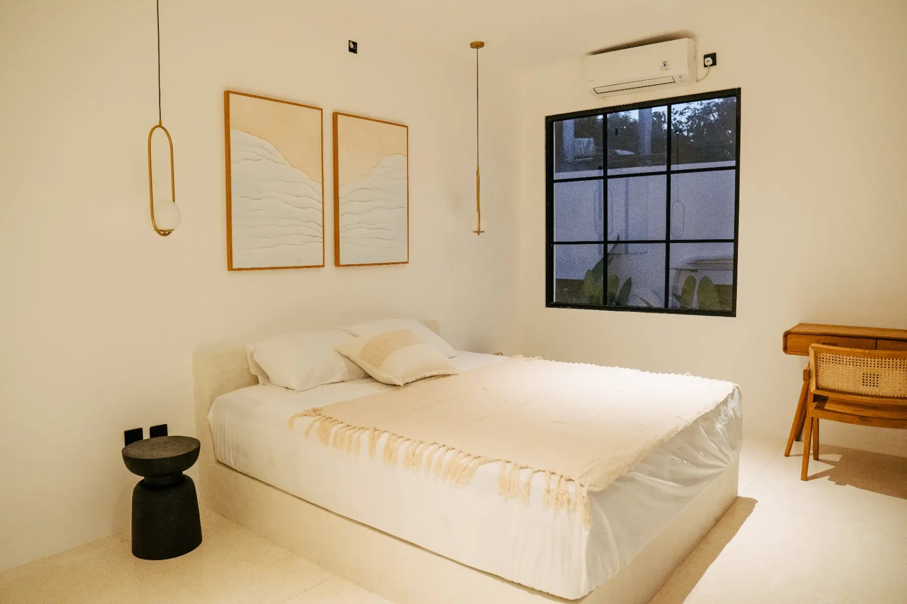 Loft Adosado - Modern 1-Bedroom Loft with Pool in Balangan!! — image 4