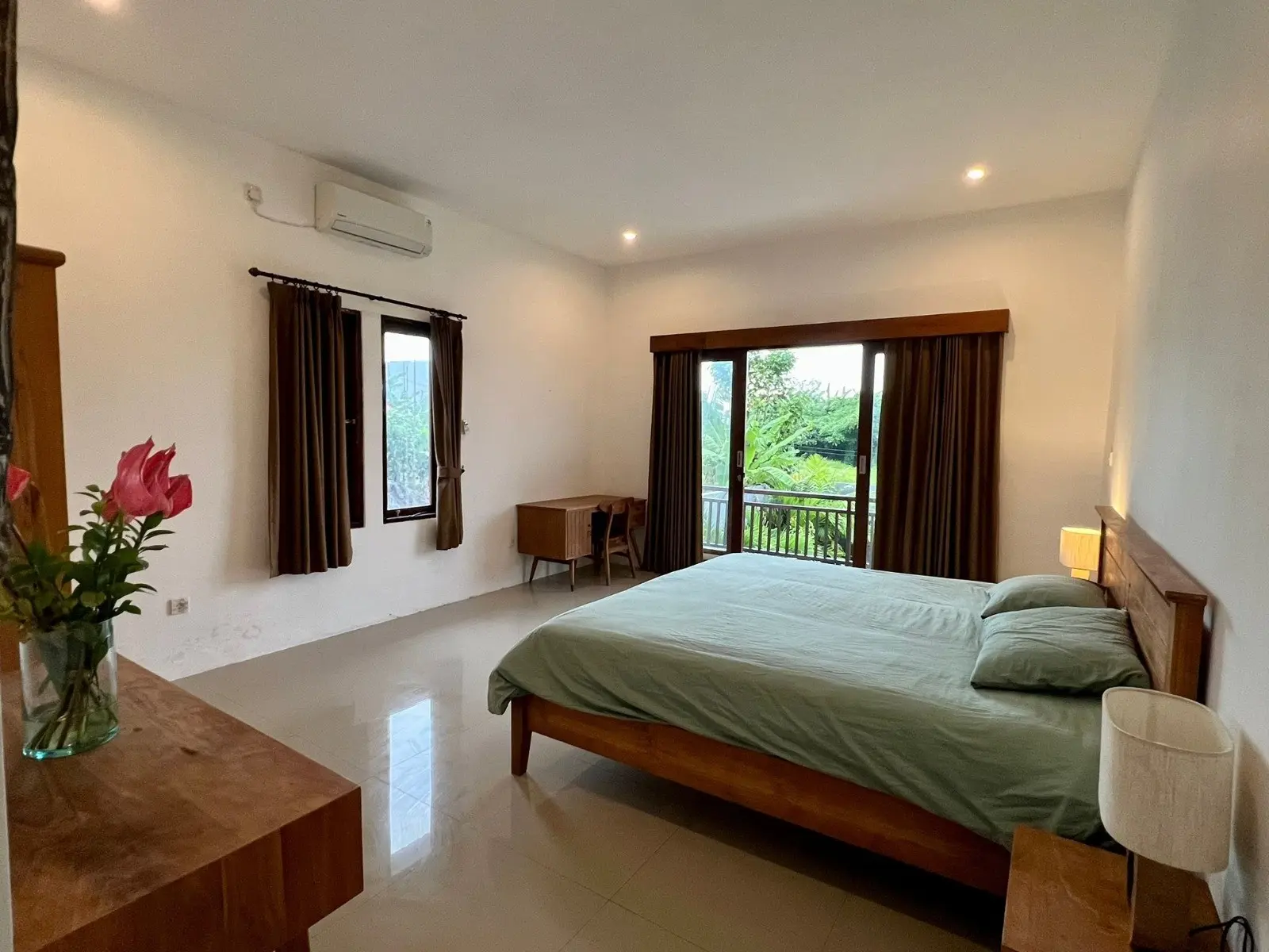 Villa For Rent 3 Bed In Tegal CupekUmalas Bali YT-3446 — image 1