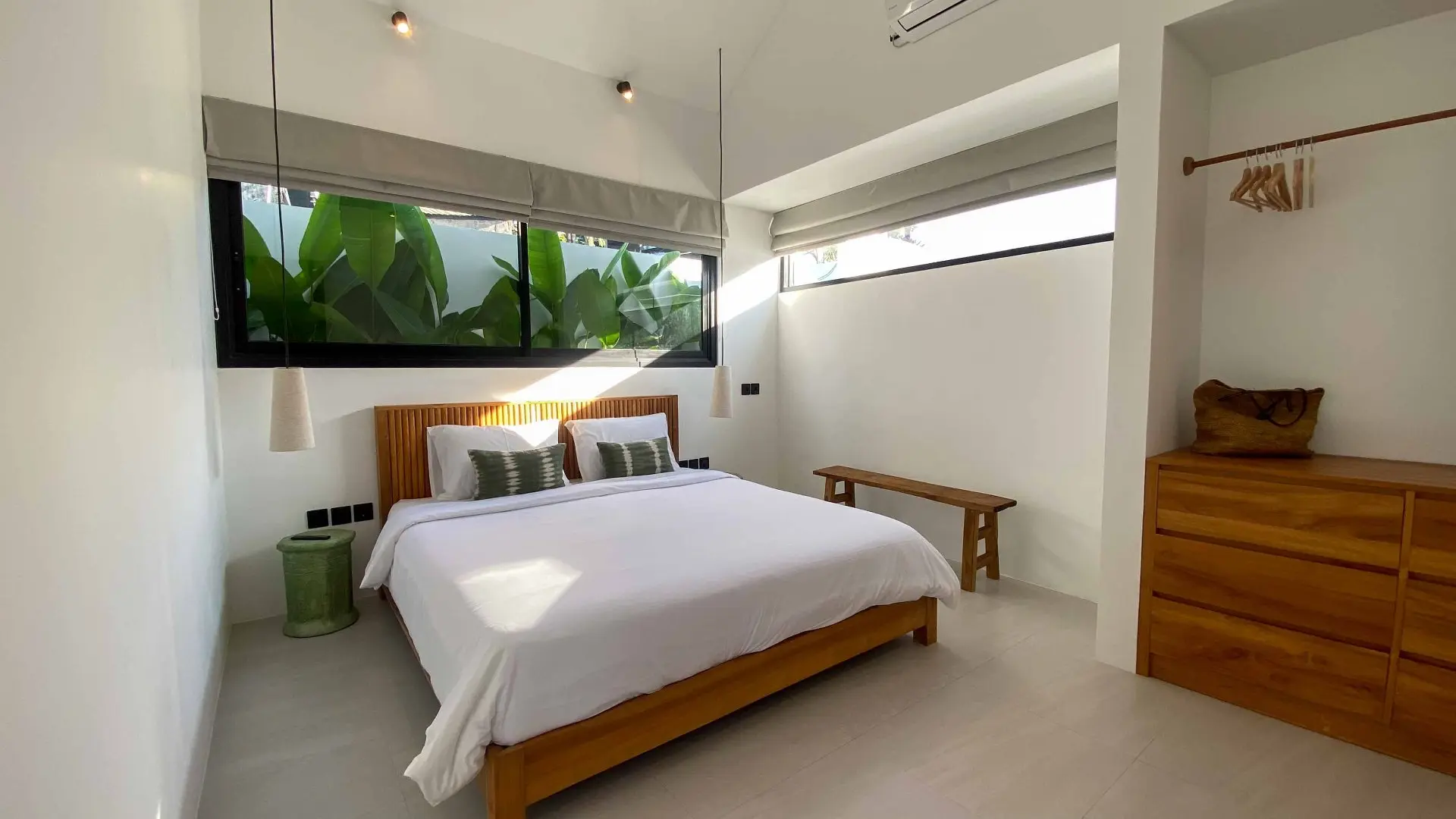 2-Bedroom Villa with Peaceful Field Retreat in Cepaka — image 3