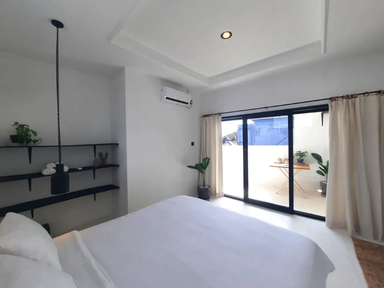 Villa Newly Renovated in Padonan Canggu — image 4