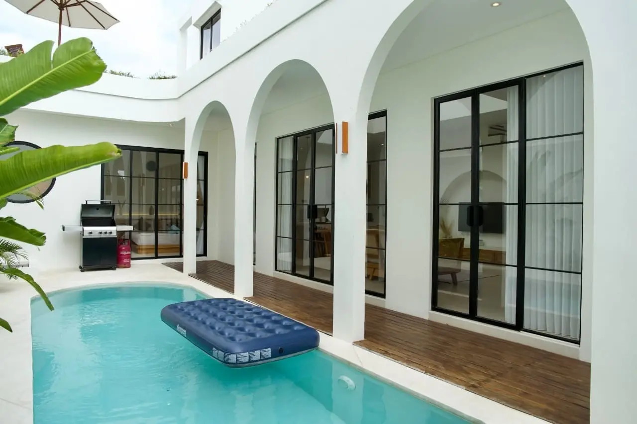 Villa For Rent 3 Bed In Jimbaran South Kuta Bali PO-3458 — image 1