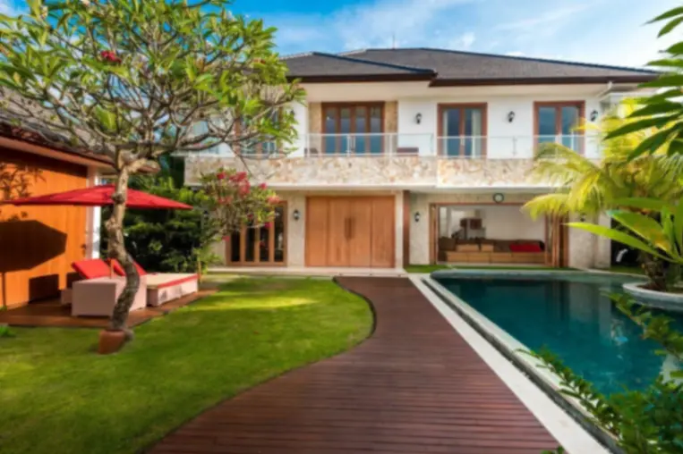 7 Bedrooms Villa in Kerobokan for Yearly Rent IB65 — image 4