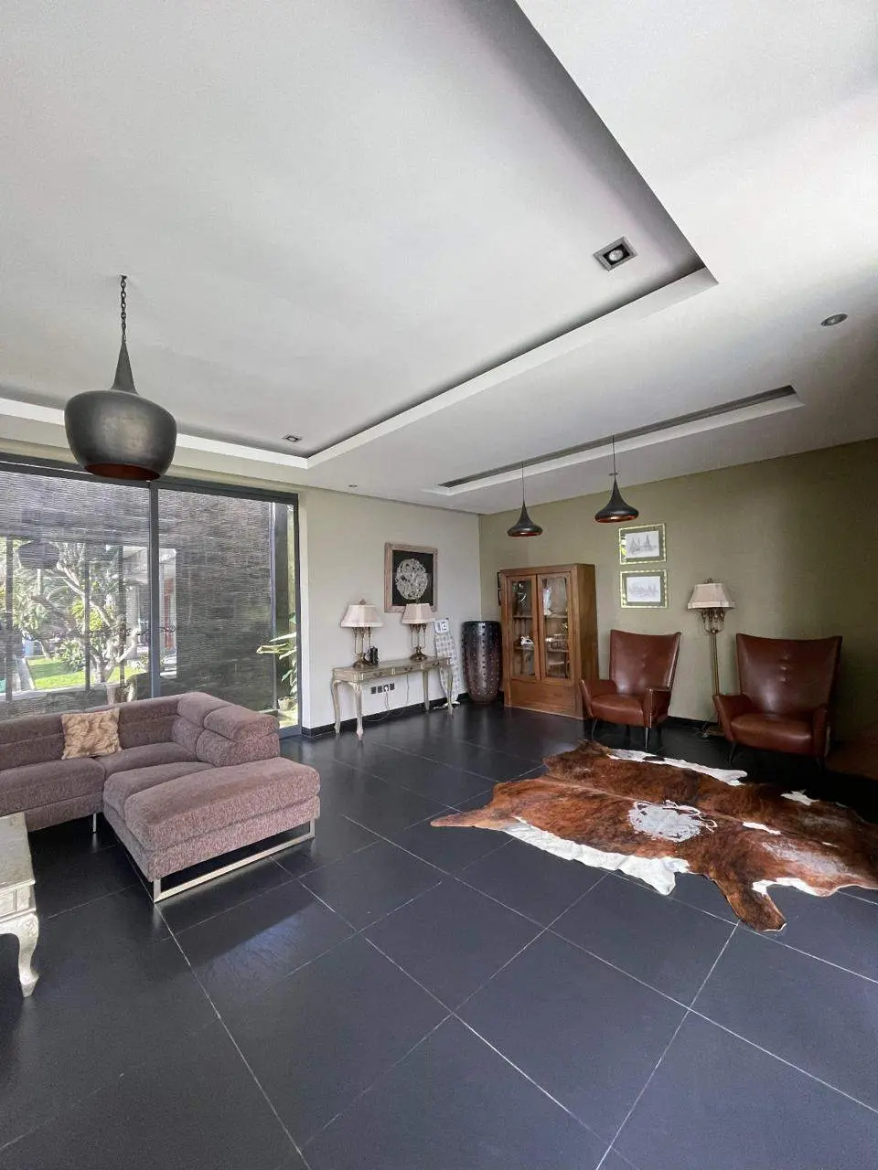 4 Bedrooms | Pererenan — image 2