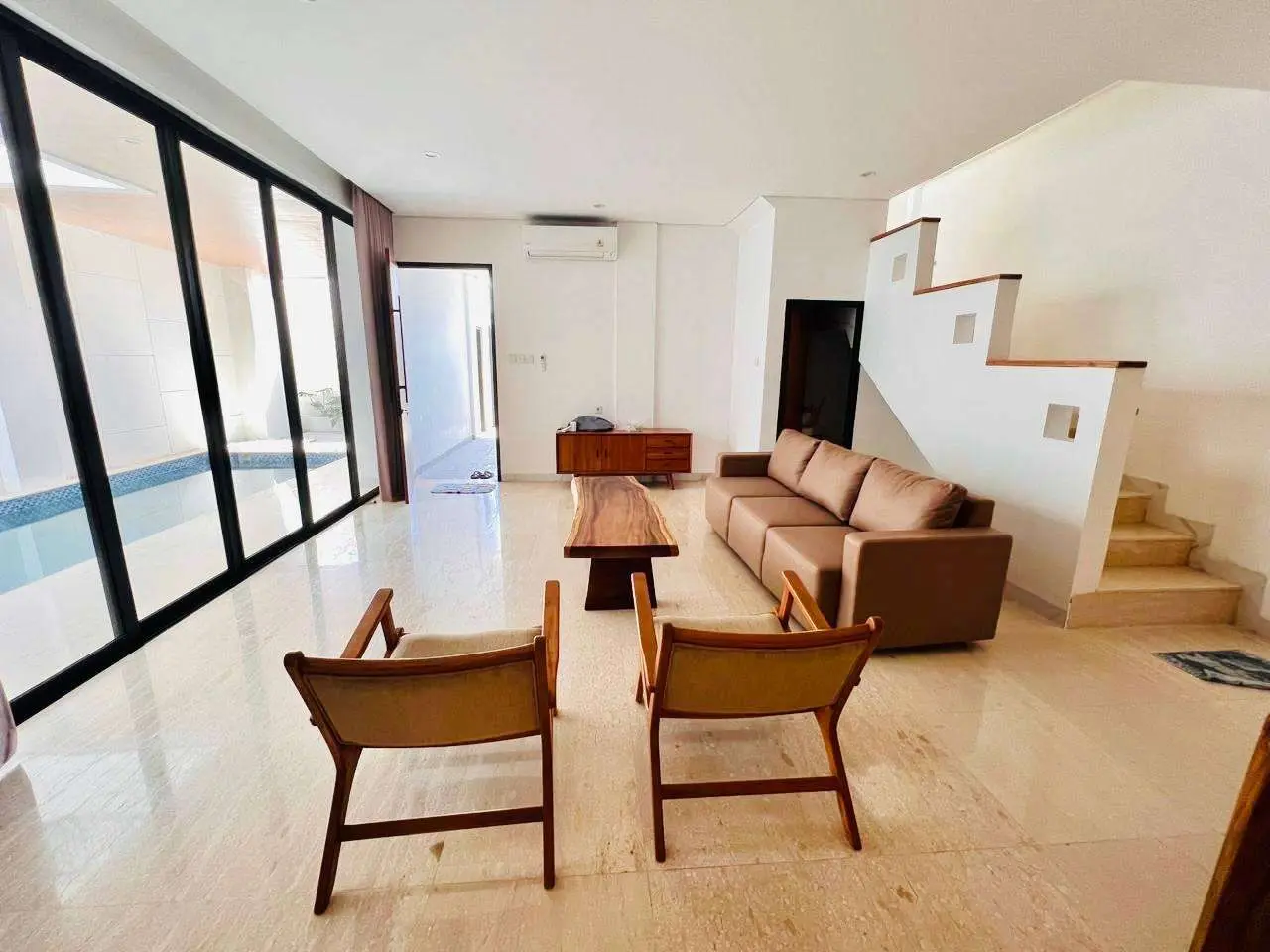 4 BEDROOM VILLA FURNISHED CLOSE TO BERAWA BEACH - AF477 — image 2