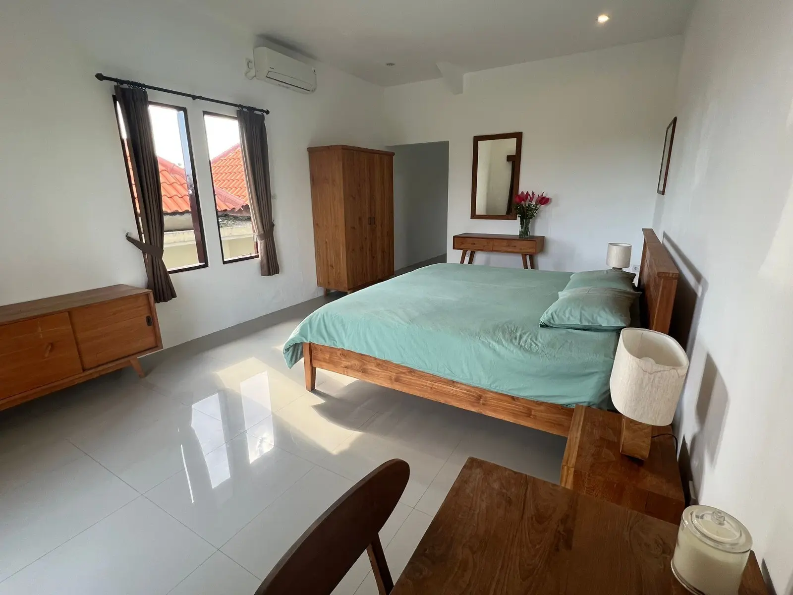 DO 440- VILLA NEWLY RENOVATED AT UMALAS — image 3