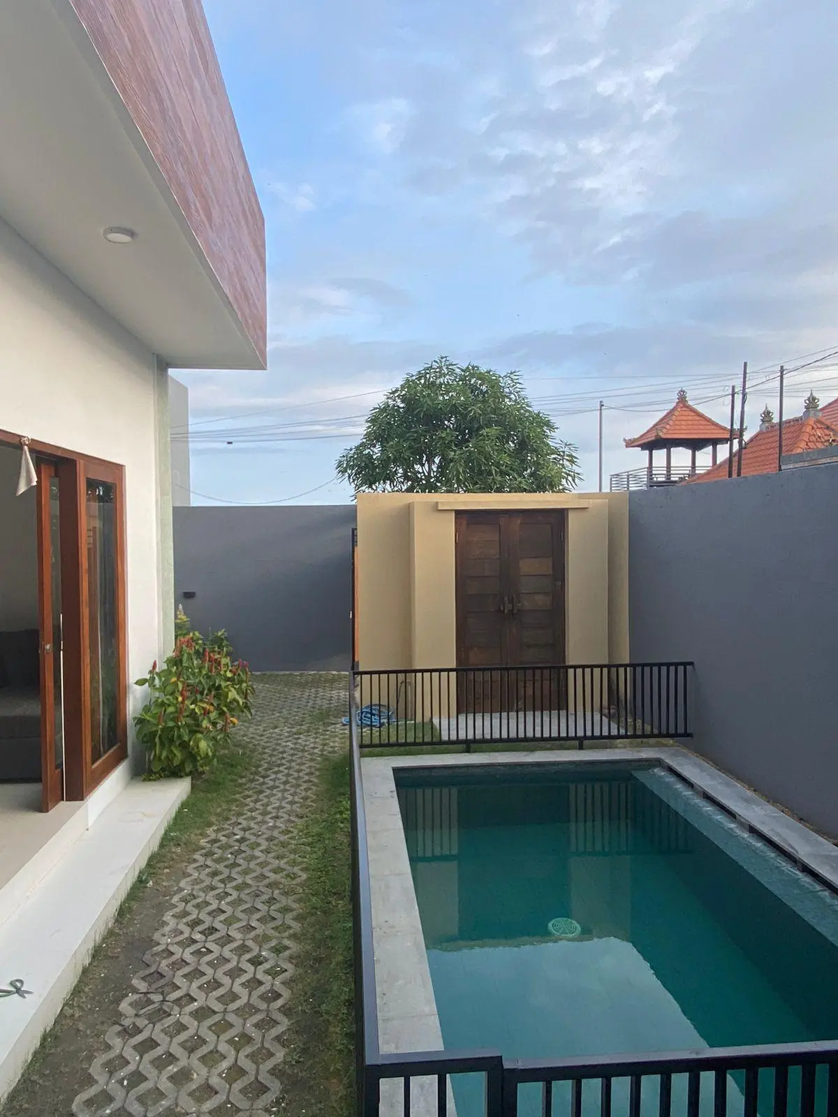 Villa with rice fields view — image 3