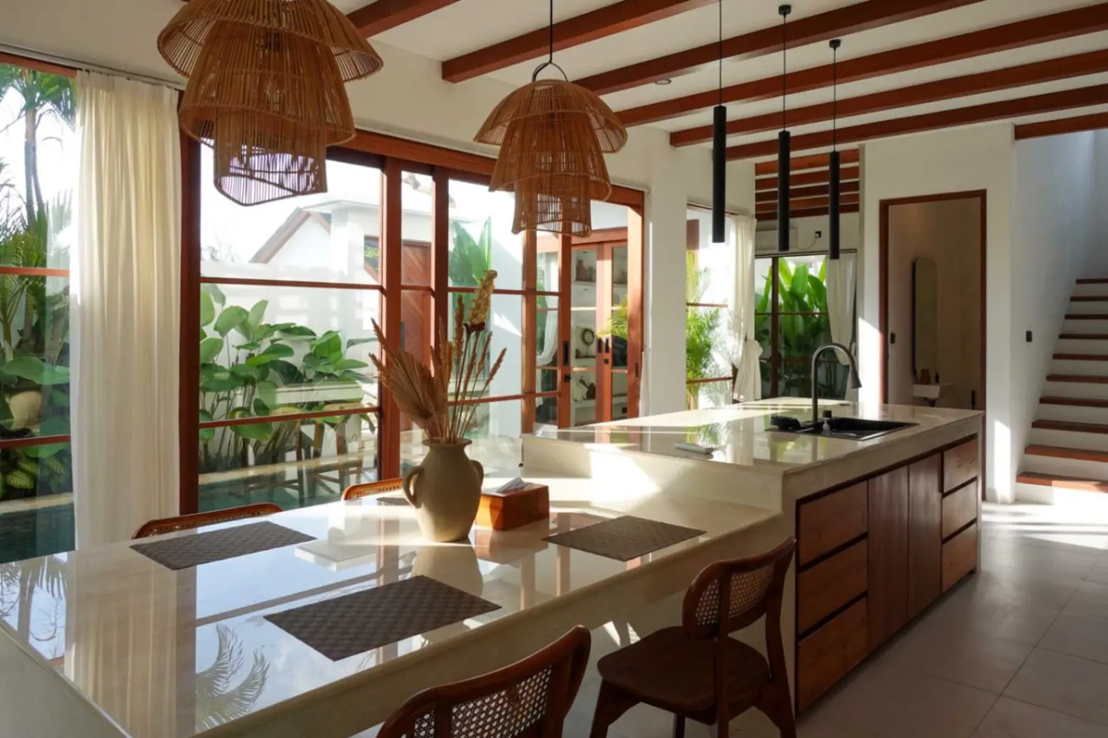 2-Bedroom Elegant Villa with BBQ Area in Cepaka — image 1