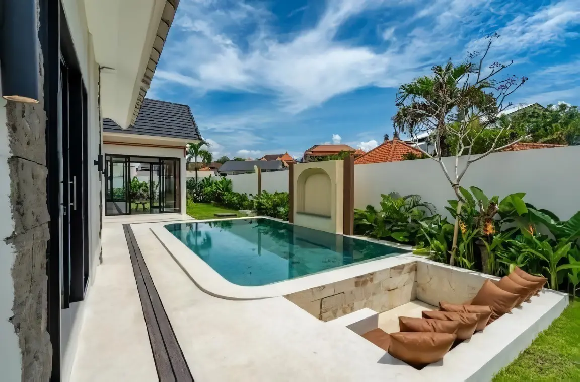 3-Bedroom Villa with Garden & Pool in Dalung — image 4