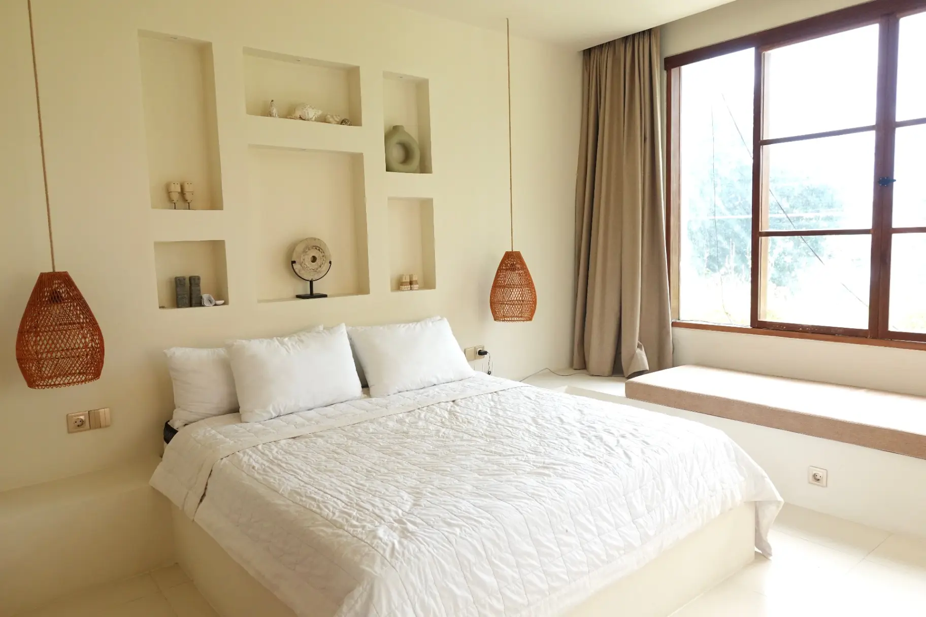 2-Bedroom Villa with Sunset Lounge Area in Tumbak Bayuh — image 3