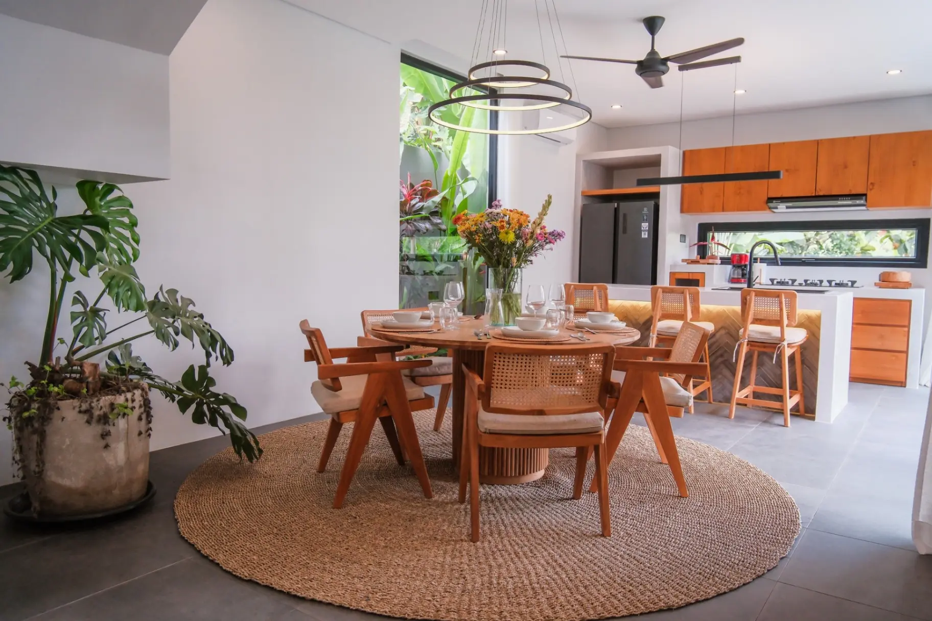 2-Bedroom Minimalist River-View Villa in Cepaka — image 2