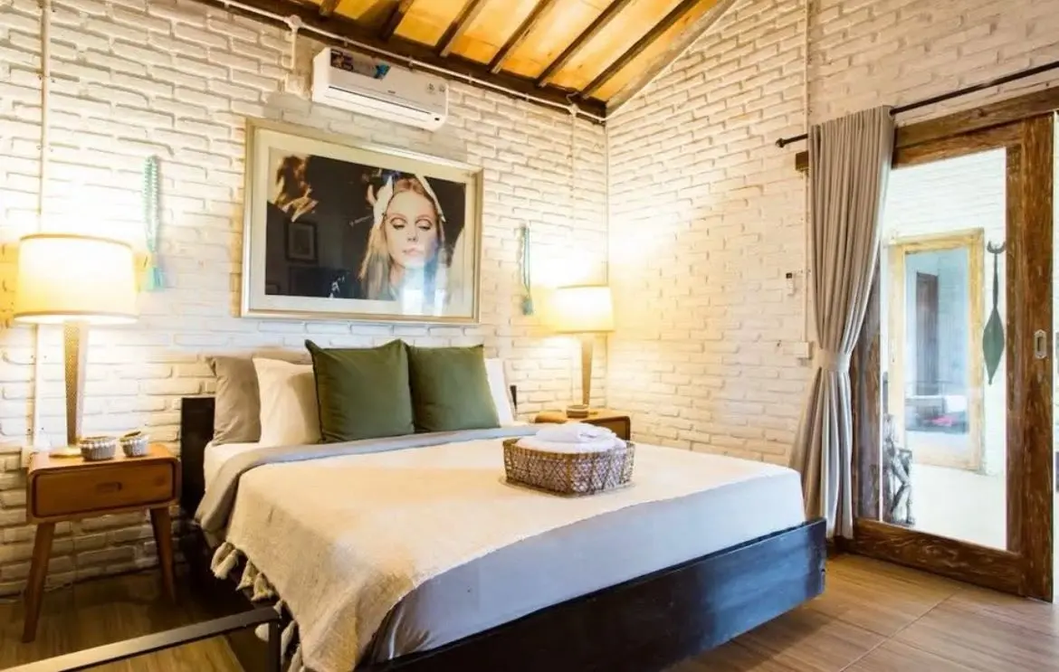 Villa For Rent 4 Bed In Berawa Tibubeneng Bali PO-3470 — image 3