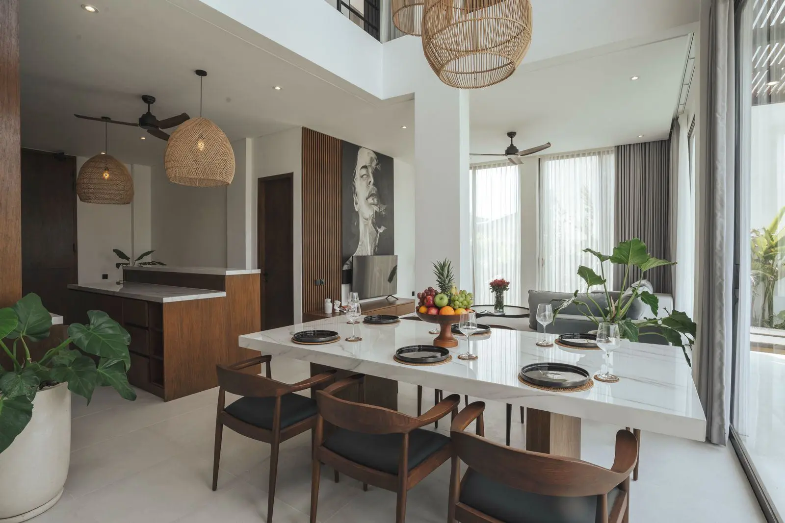 Luxury 4-Bedroom Villa for Monthly Rental in Pererenan — image 2