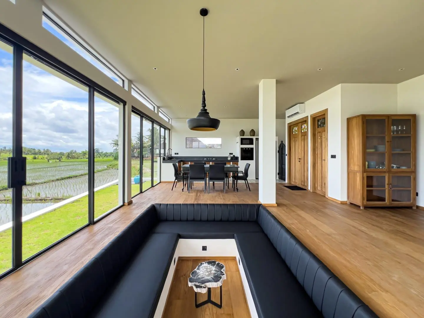 2-Bedroom Villa Surrounded by Nature in Kaba-Kaba — image 2