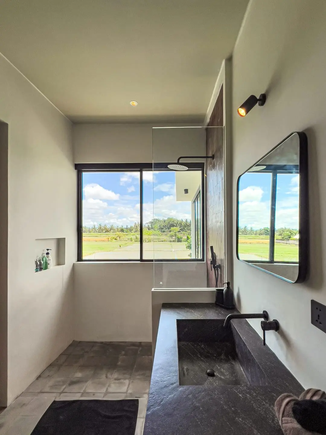 2-Bedroom Villa Surrounded by Nature in Kaba-Kaba — image 3
