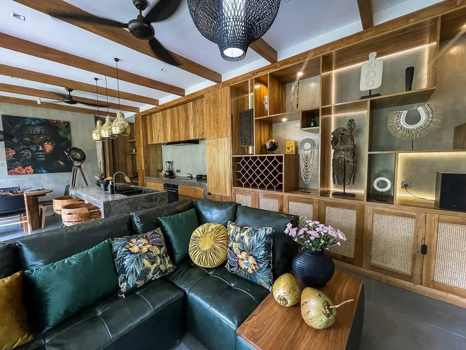 3-Bedroom Villa with Tropical Jungle Ambience in Cepaka — image 2