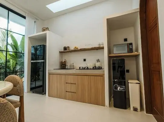 Modern Villa For Rent 2 Bed Canggu Badung Bali OY-3475 — image 2