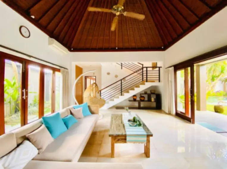 3 Bedrooms Modern Balinese 4 Minutes to Berawa Beach — image 2