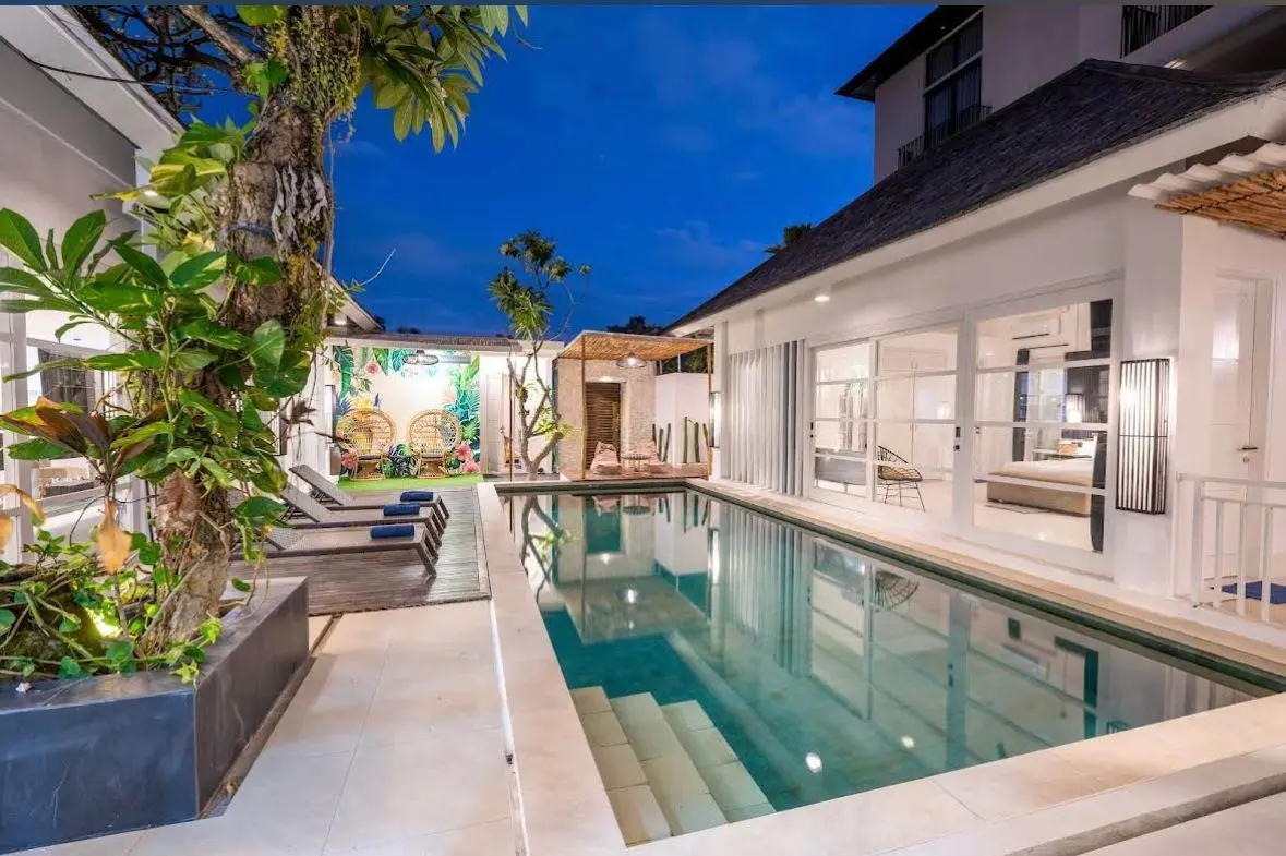 3 Bedroom Villa For Rent In Berawa — image 1