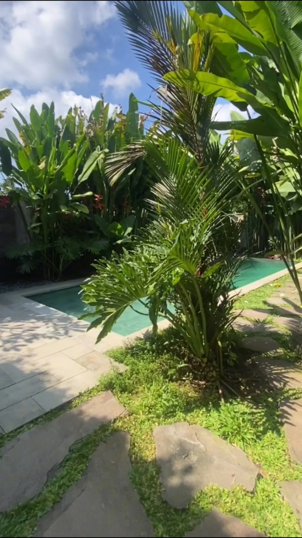Private villa with cozy Room — image 1
