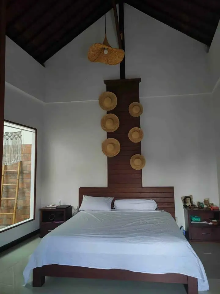 2 Bedrooms House | Pool — image 4