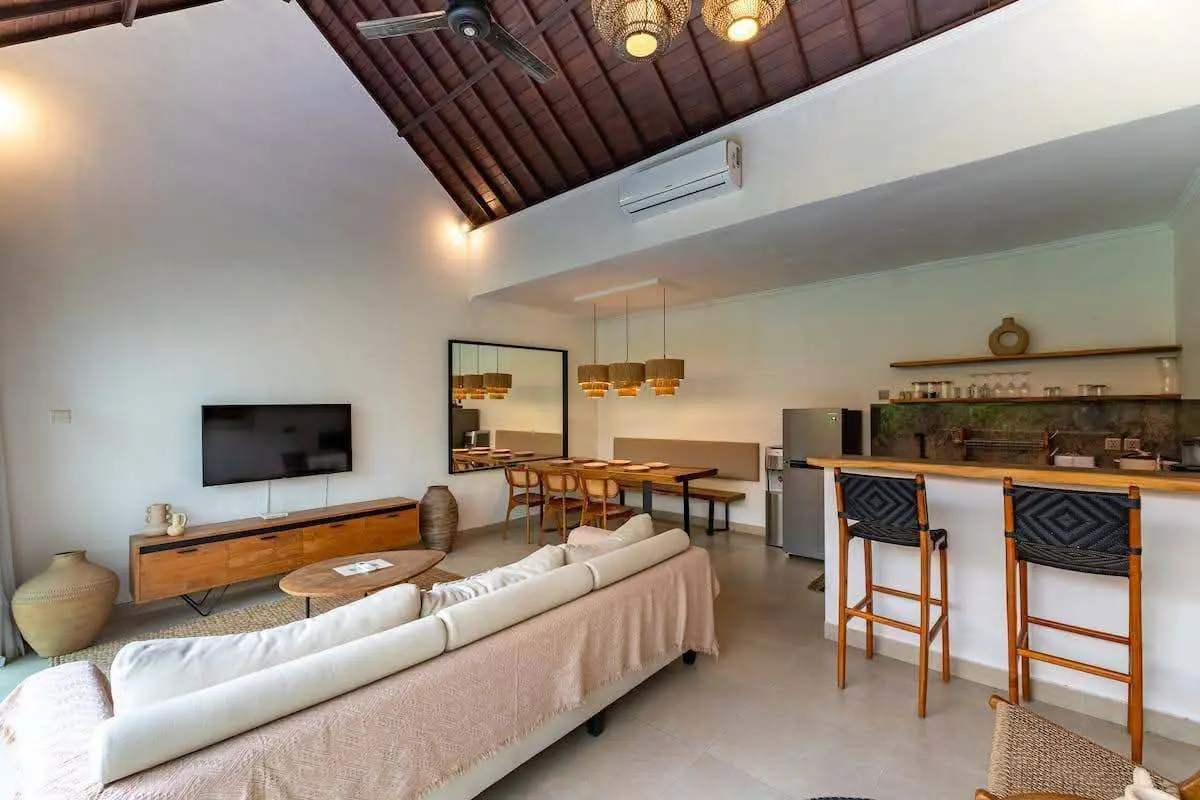 Canggu 3 bedroom — image 4
