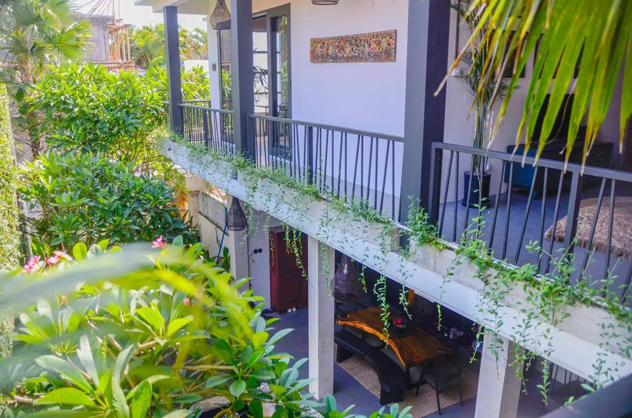 DO 400- FOR RENT TROPICAL VILLA LOCATED AT STRATEGIC LOCATION TUMBAK BAYUH — image 2