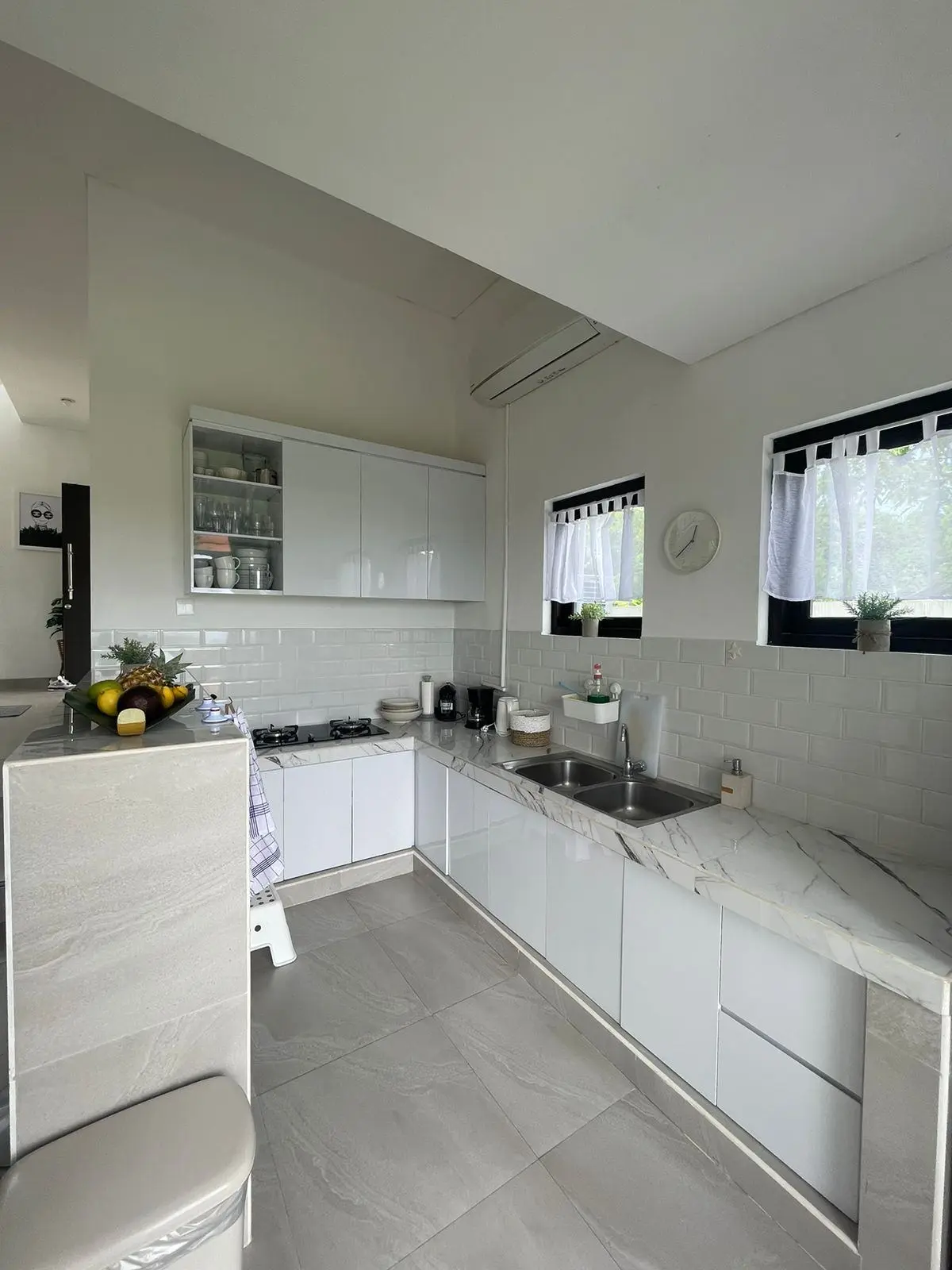 DO 361- FOR RENT VILLA FULL OCEAN VIEW LOCATED AT NUSA DUA — image 2