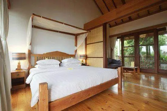 2 Bedrooms in SEMINYAK — image 3