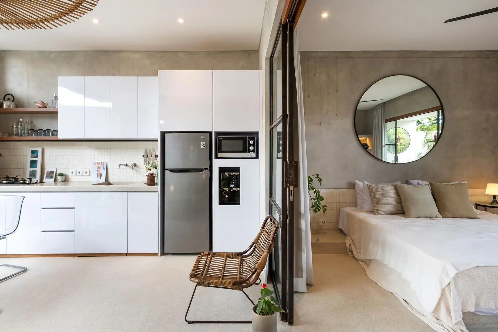 Pererenan one bedroom — image 1