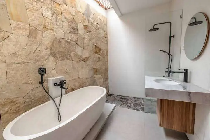 Pererenan tiying tutul 3 bedroom — image 3