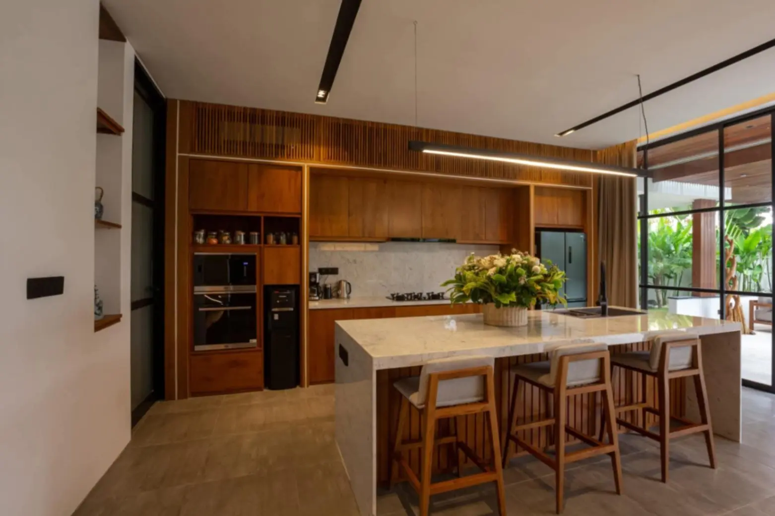 Canggu 3 bedroom — image 4