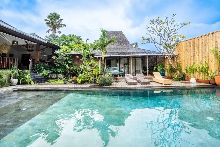 Villa For Rent 5 Bed In Kerobokan Canggu Bali PO-3494