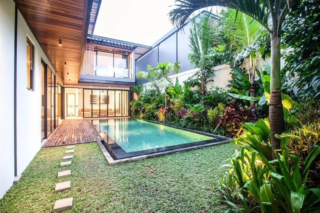 Villa For Rent 5 Bed In PererenanBadung Bali AK-3495