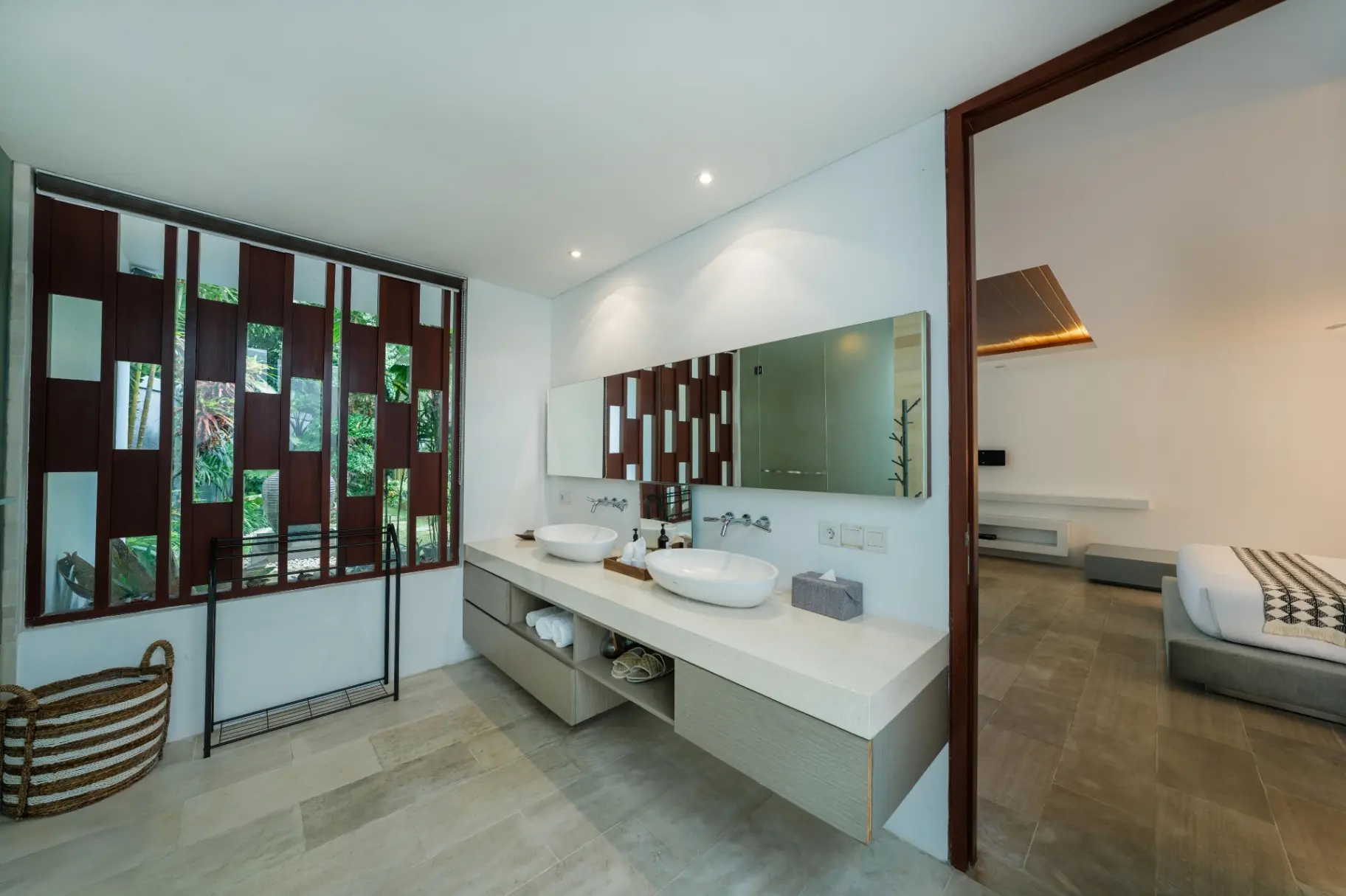 The Muse – 5-Bedroom Luxury Villa near Nuanu!! — image 2