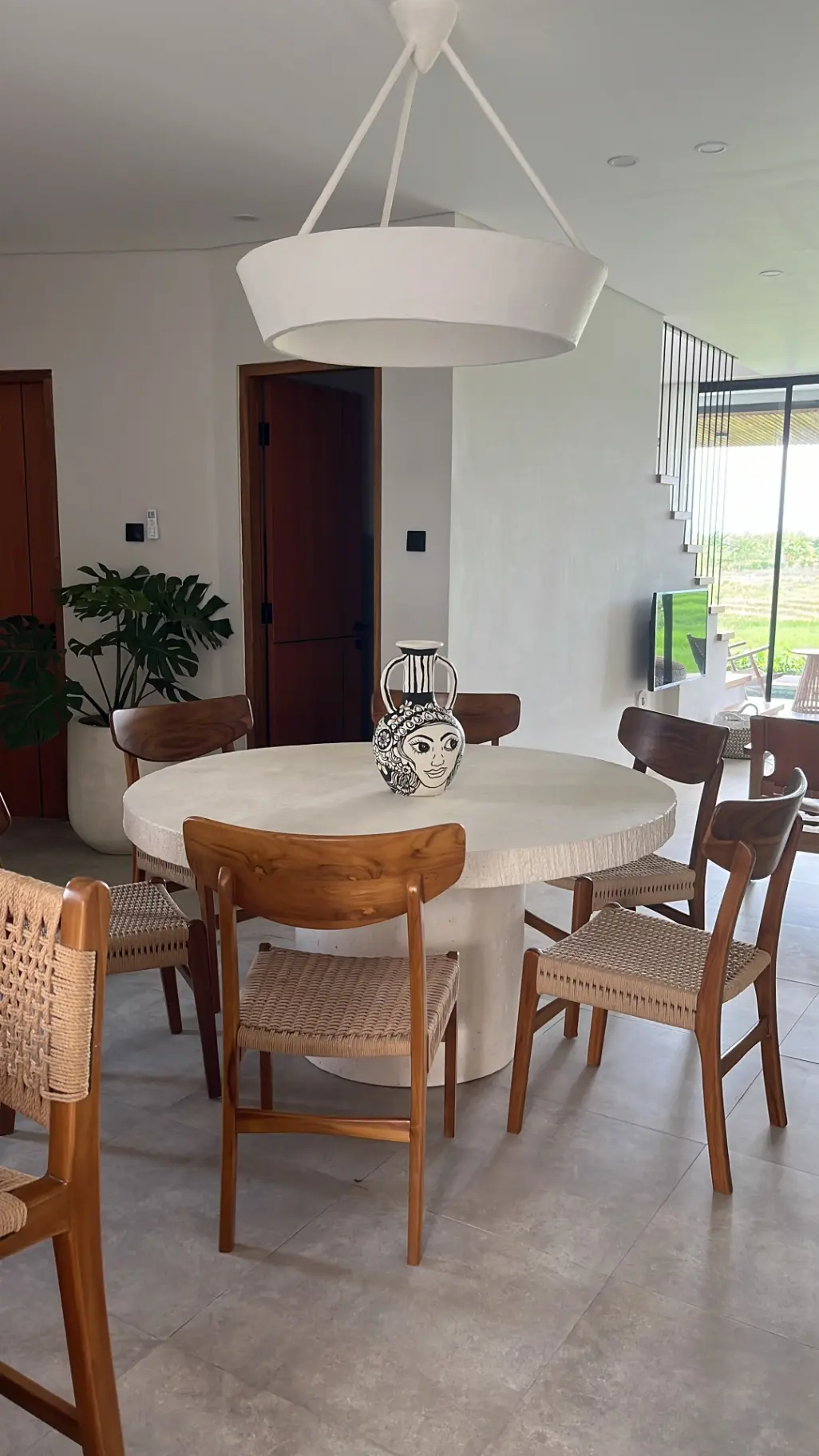 Modern 3BR Villa with Rooftop & Rice Pad — image 2