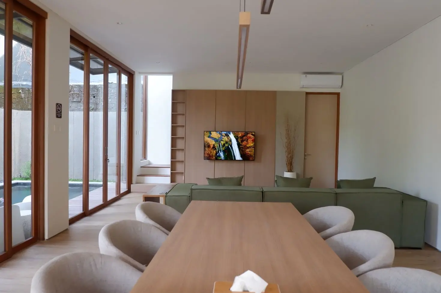 Modern 3BR Villa | Easy Access to Seminyak & Canggu