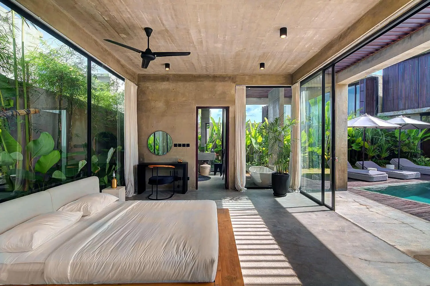 Tumbak bayuh 3 bedroom — image 3